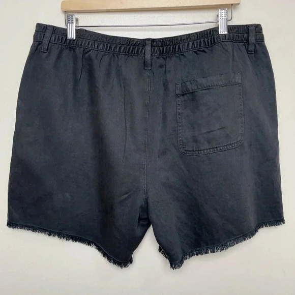 Aerie Womens  XL Utility Shorts Pockets Fray Hem In Smocked Grey - Picture 12 of 12